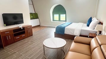 In-room safe, desk, laptop workspace, blackout curtains