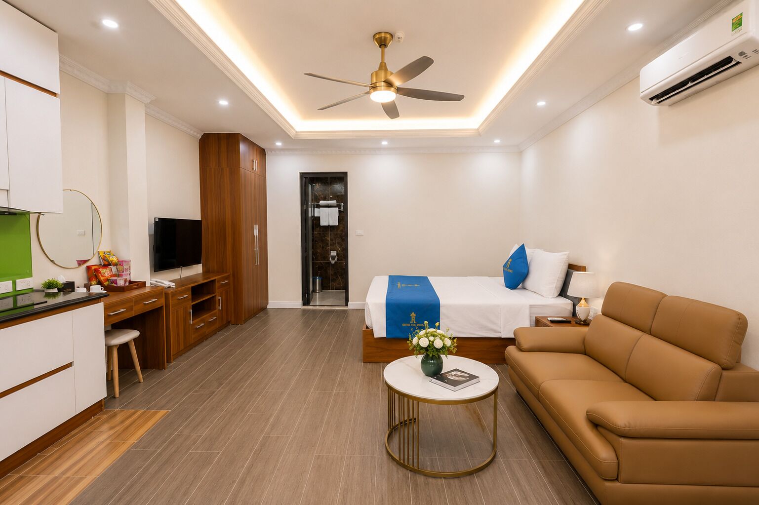Estudio Business, balcón, vistas a la ciudad | Minibar, caja fuerte, cortinas opacas y wifi gratis