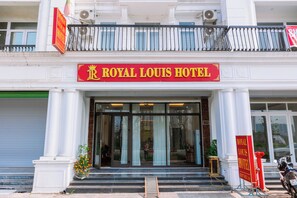 Fachada de la propiedad