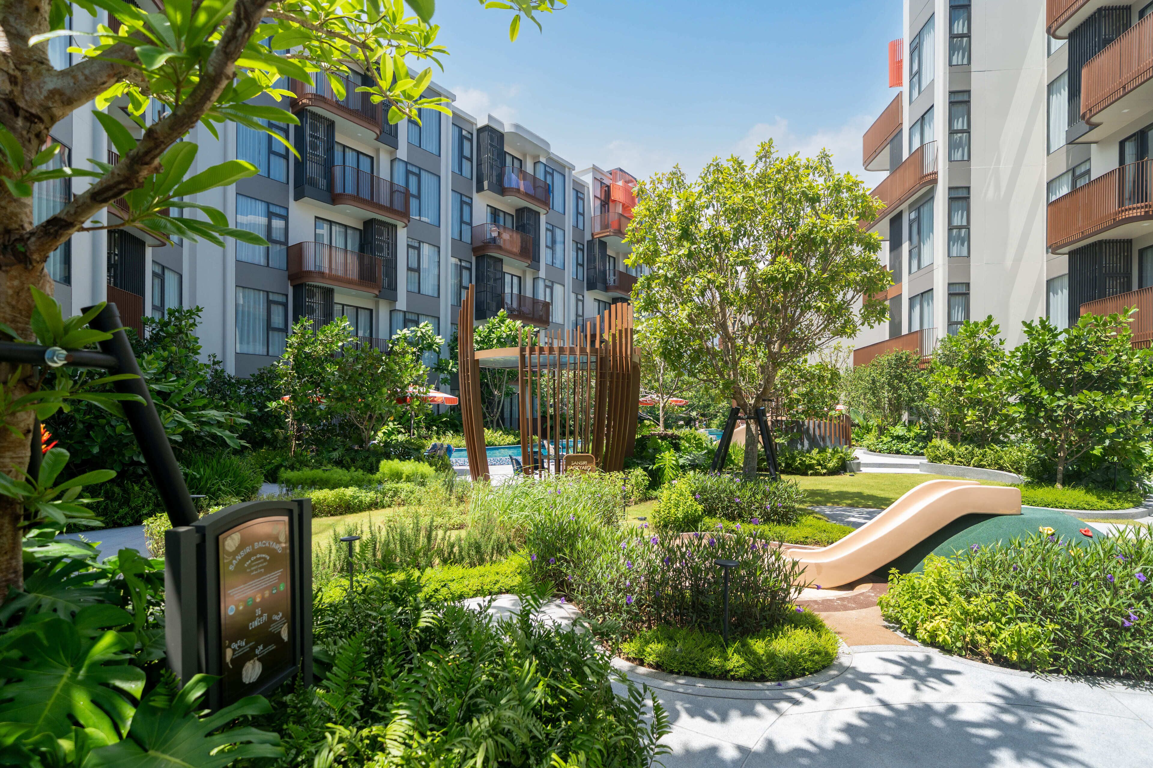 Children’s play area – outdoor
