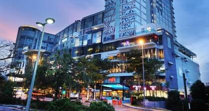 Empire Suites Subang by Mana Mana