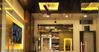 Hotel Shanti Residency Varanasi