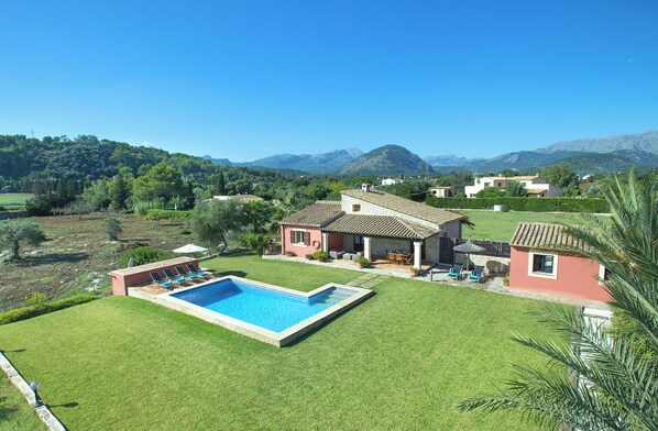 Pool - El Cel, cozy villa with pool and mountain views 5 min from the beach! (POLLENSA)