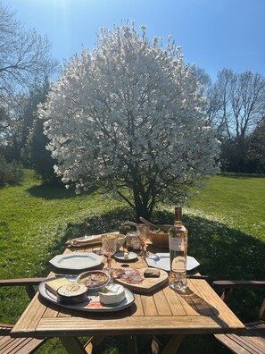 Restauration en plein air