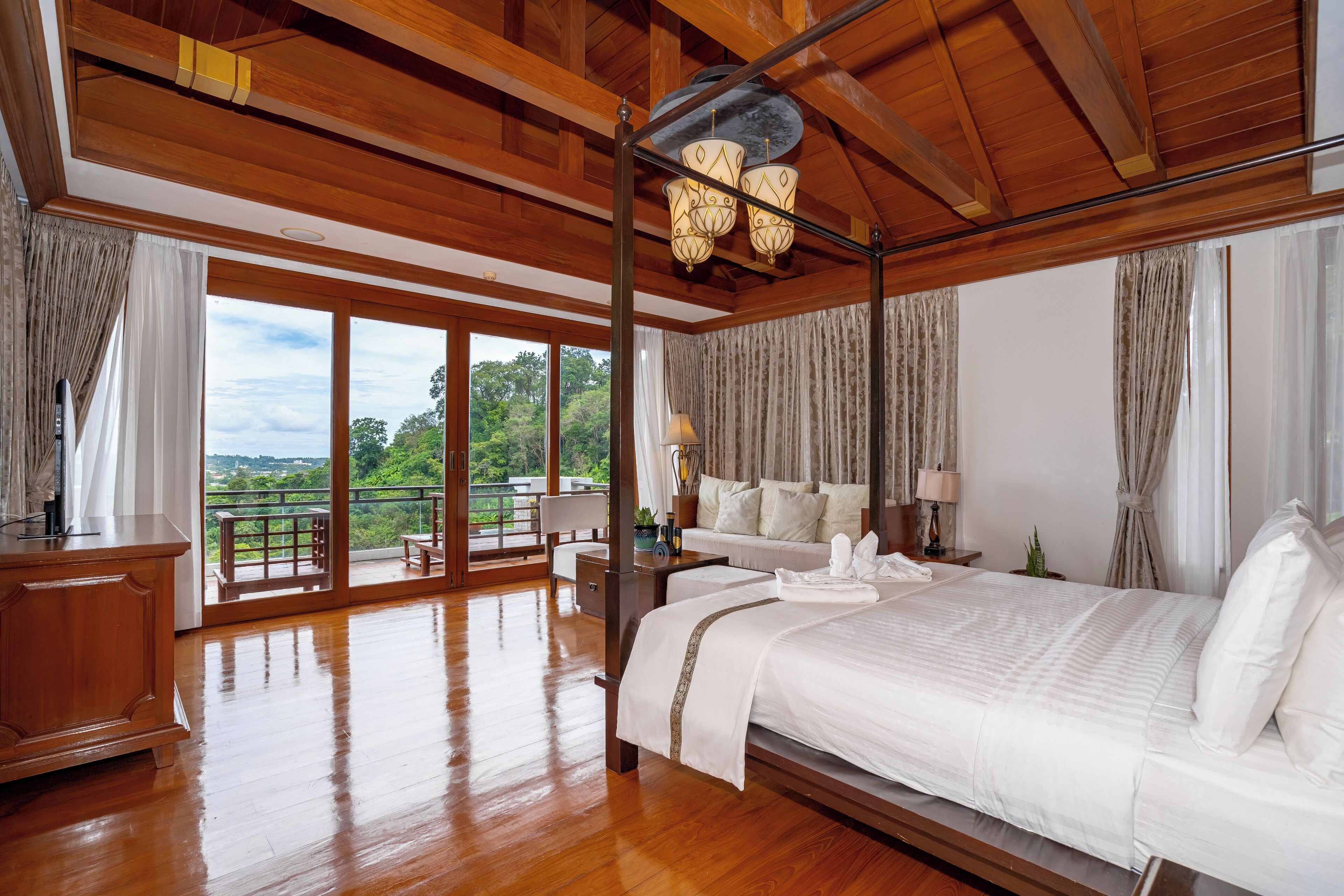 Villa, Balcony, Partial Sea View | Free WiFi, bed sheets