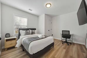 House, 3 Bedrooms | 3 bedrooms - Charming West End House-comfort and Convenience in Atlanta (Atlanta)
