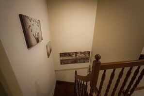 Deluxe-Apartment, 2 Schlafzimmer, Stadtblick | Schreibtisch, laptopgeeigneter Arbeitsplatz, kostenloses WLAN