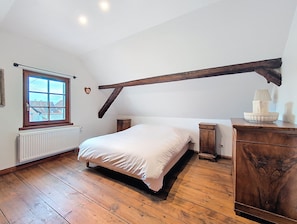 WiFi, bed sheets - Large 3-bedroom Alsatian 15mn Europapark - Strasbourg-Colmar, ideally located (Boofzheim)