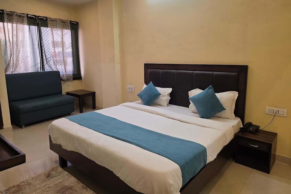 Luxury Room, City View