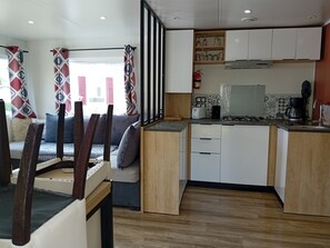 Interior - Mobile home 42m² 6/8 persons (Pont-Aven)