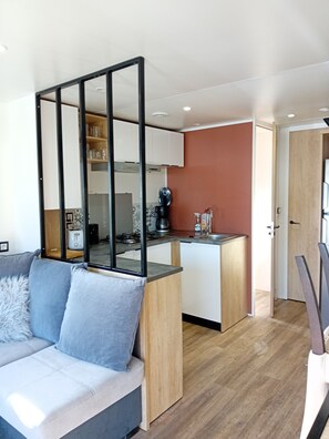 Interior - Mobile home 42m² 6/8 persons (Pont-Aven)