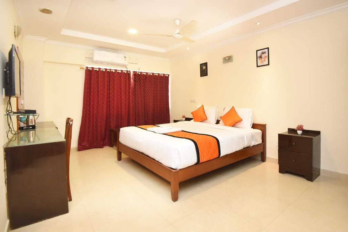 Habitación ejecutiva | Escritorio, espacio para trabajar con un portátil, wifi gratis