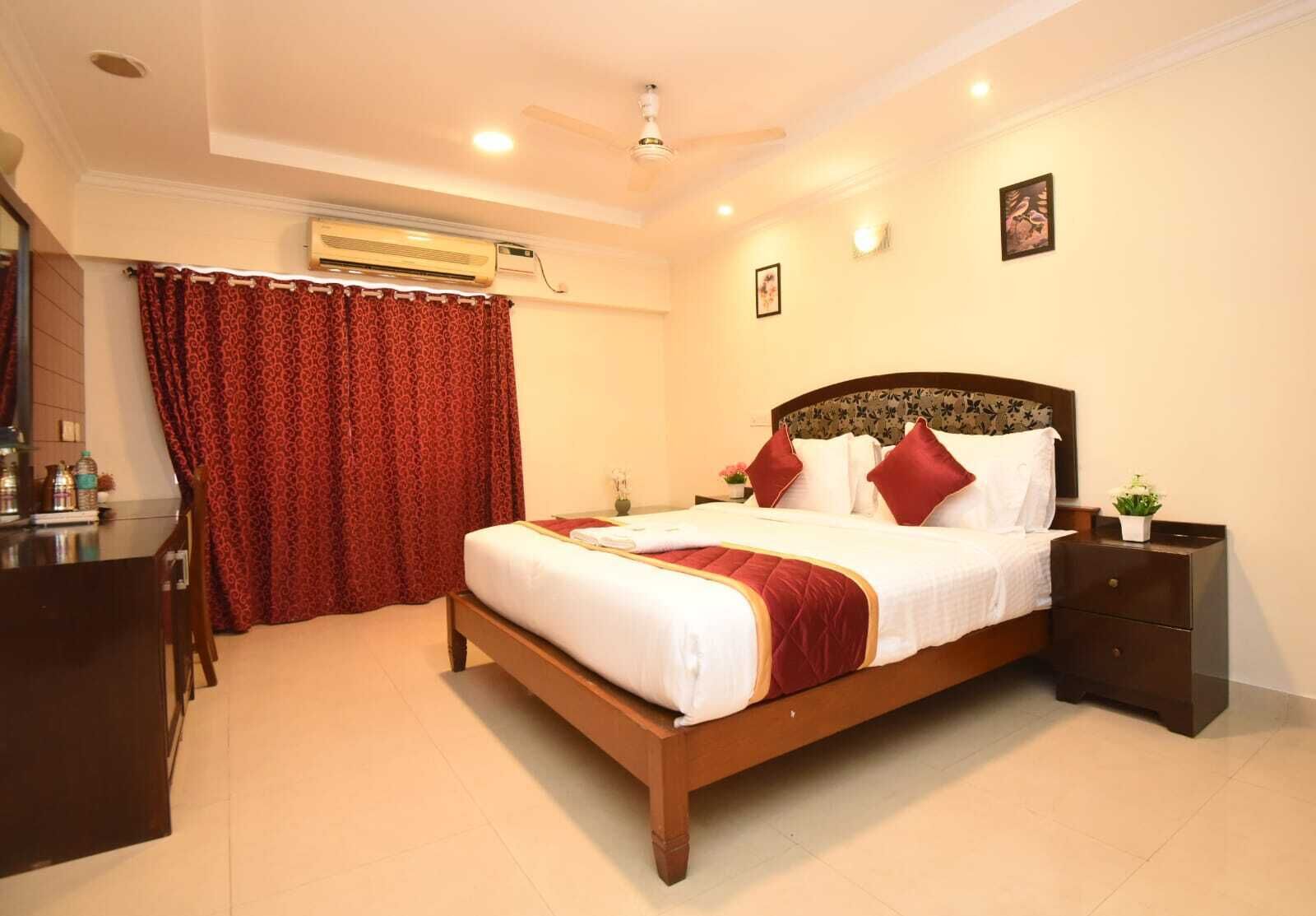 Habitación Deluxe, vistas a la ciudad | Escritorio, espacio para trabajar con un portátil, wifi gratis