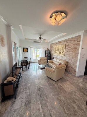 House, 2 Bedrooms, Smoking, Balcony | Living area | Books - Surin Dreambeach View 4 (Thap Sakae)