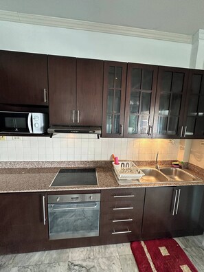 Hus, 2 soverom, røyk, balkong | Innvendig