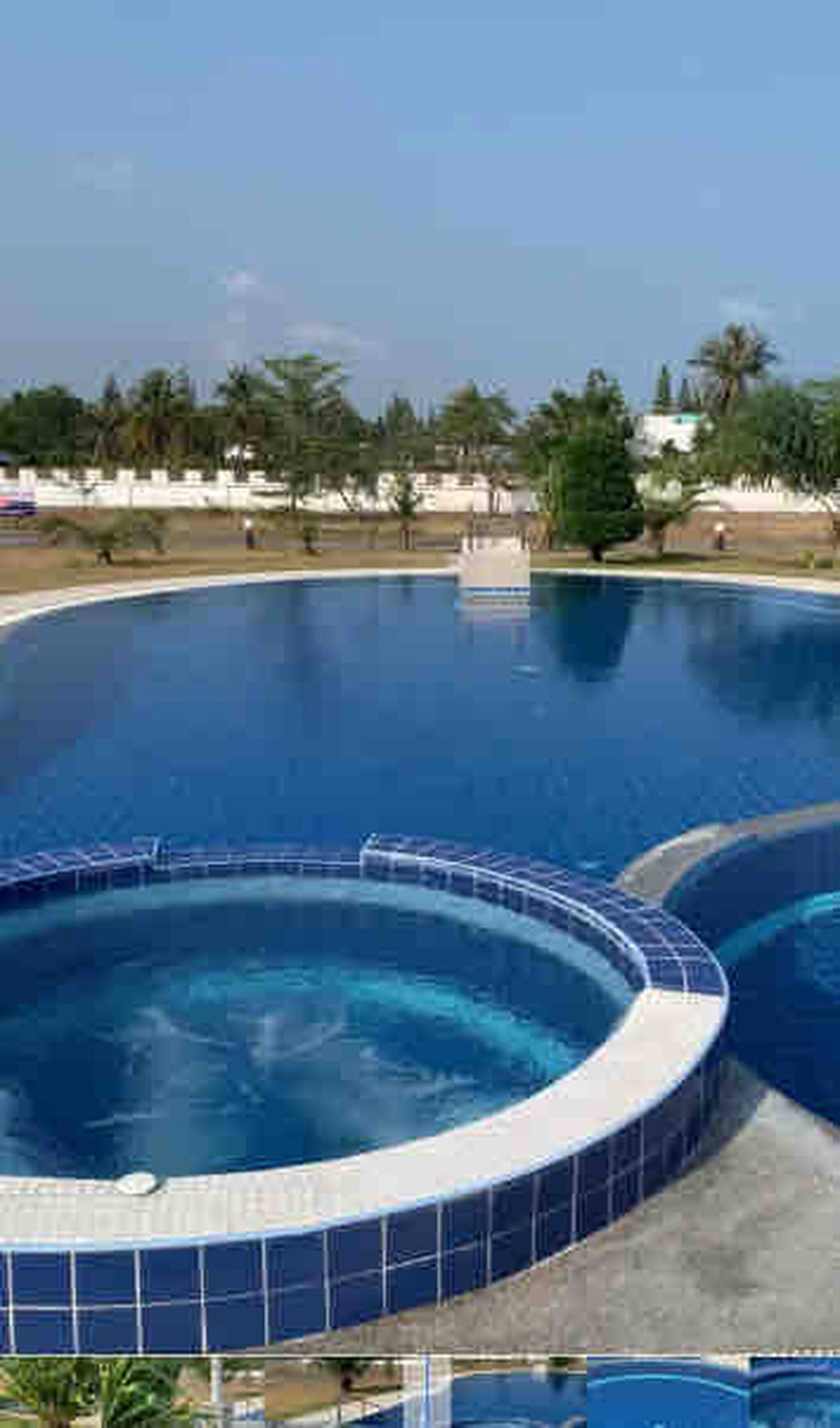 House, 2 Bedrooms, Smoking, Balcony | Pool | Outdoor pool