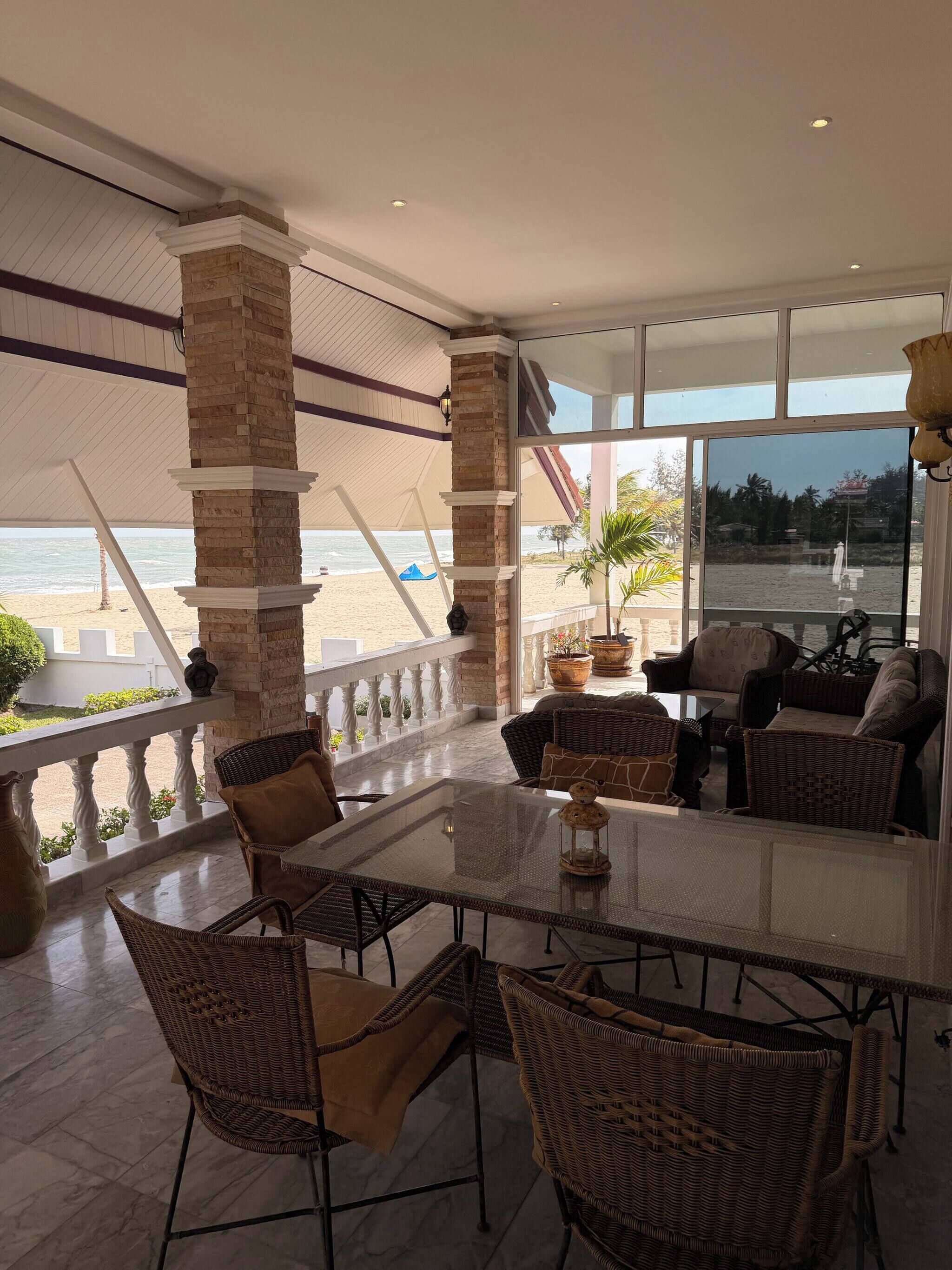 House, 2 Bedrooms, Smoking, Balcony | Dining room