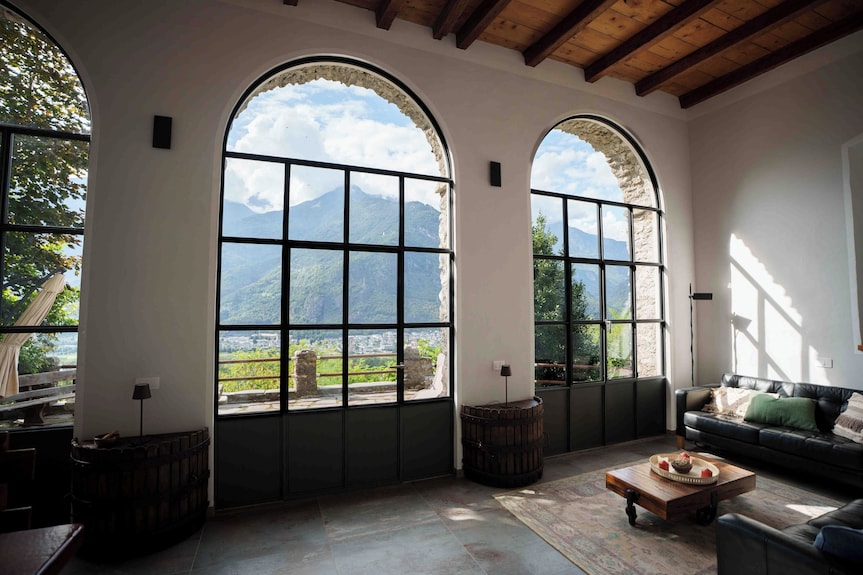 Luxury Apartment With Private Terrace Enjoy And Be Amazed - Chiavenna