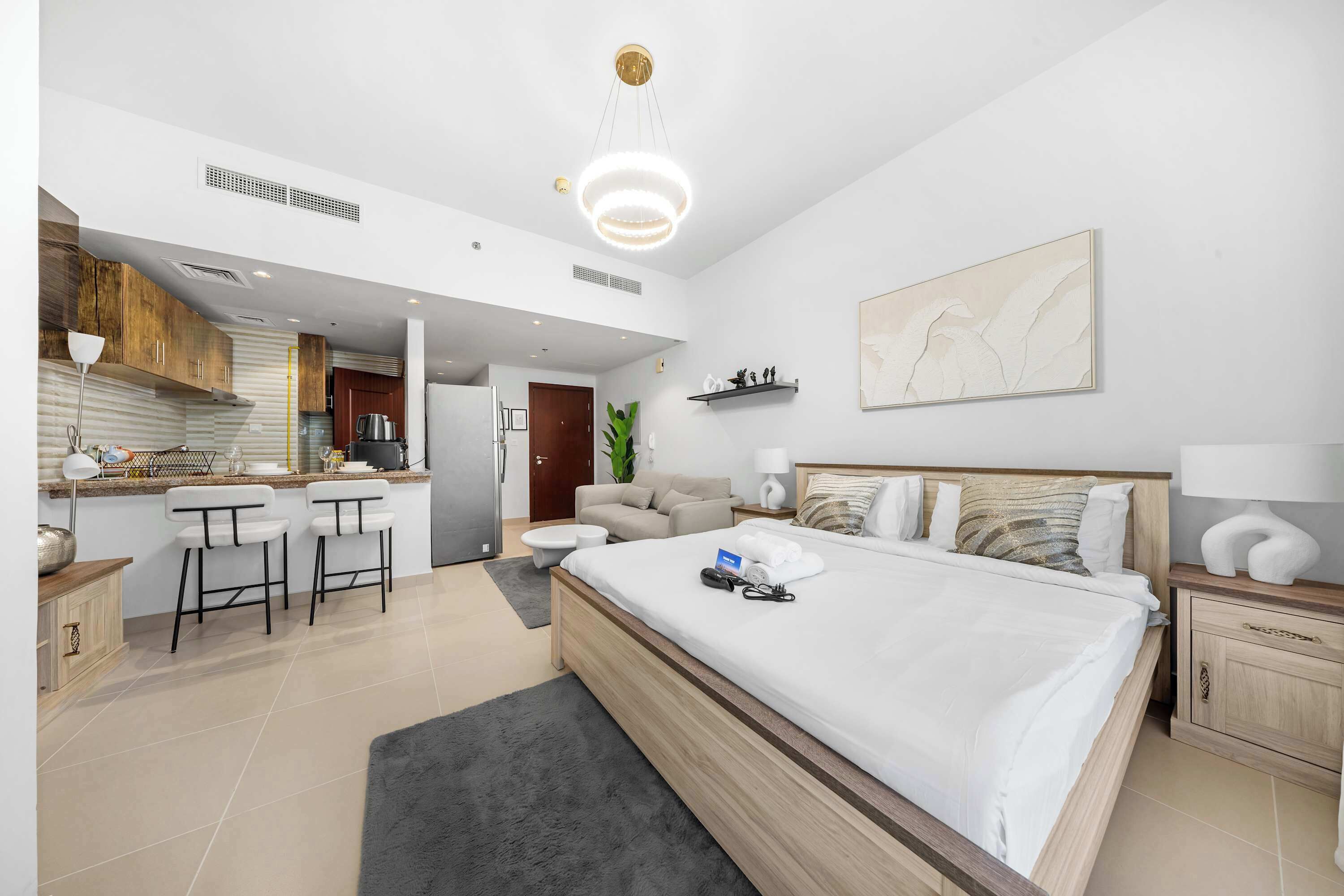 Iron/ironing board, WiFi, bed sheets