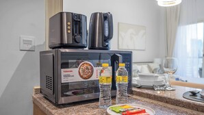 Interior - StayShort - Stylish Studio Apartment in Sports City - Sleeps 2 (Sports City)