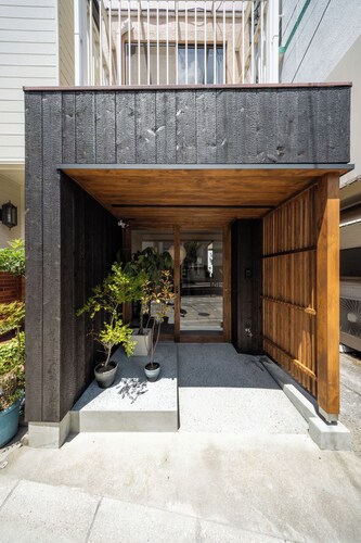 Max. 14 people OK! 17-minute walk from Okayama Station! Group stay in a private house