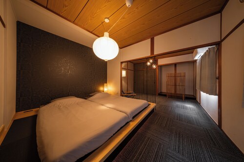 Max. 14 people OK! 17-minute walk from Okayama Station! Group stay in a private house