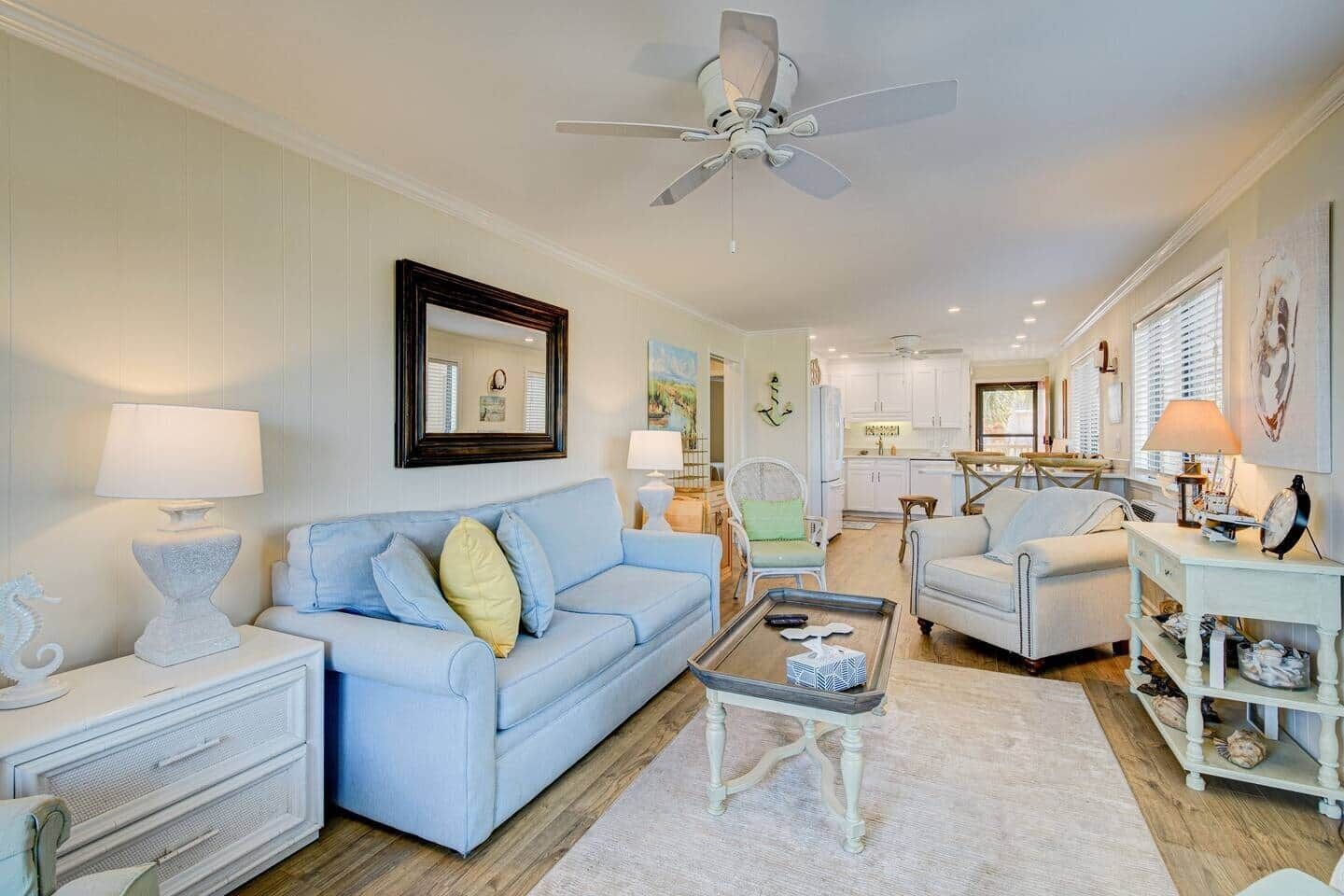 Een televisie en een dvd-speler