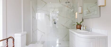 Phòng Suite, bồn tắm (Bann Suite)