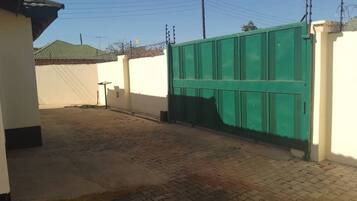 House, 3 Bedrooms, Accessible | Property grounds