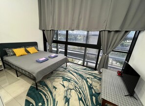Minibar, individually decorated, individually furnished, desk - Lumi Tropicana - Unique Stays! (Petaling Jaya)