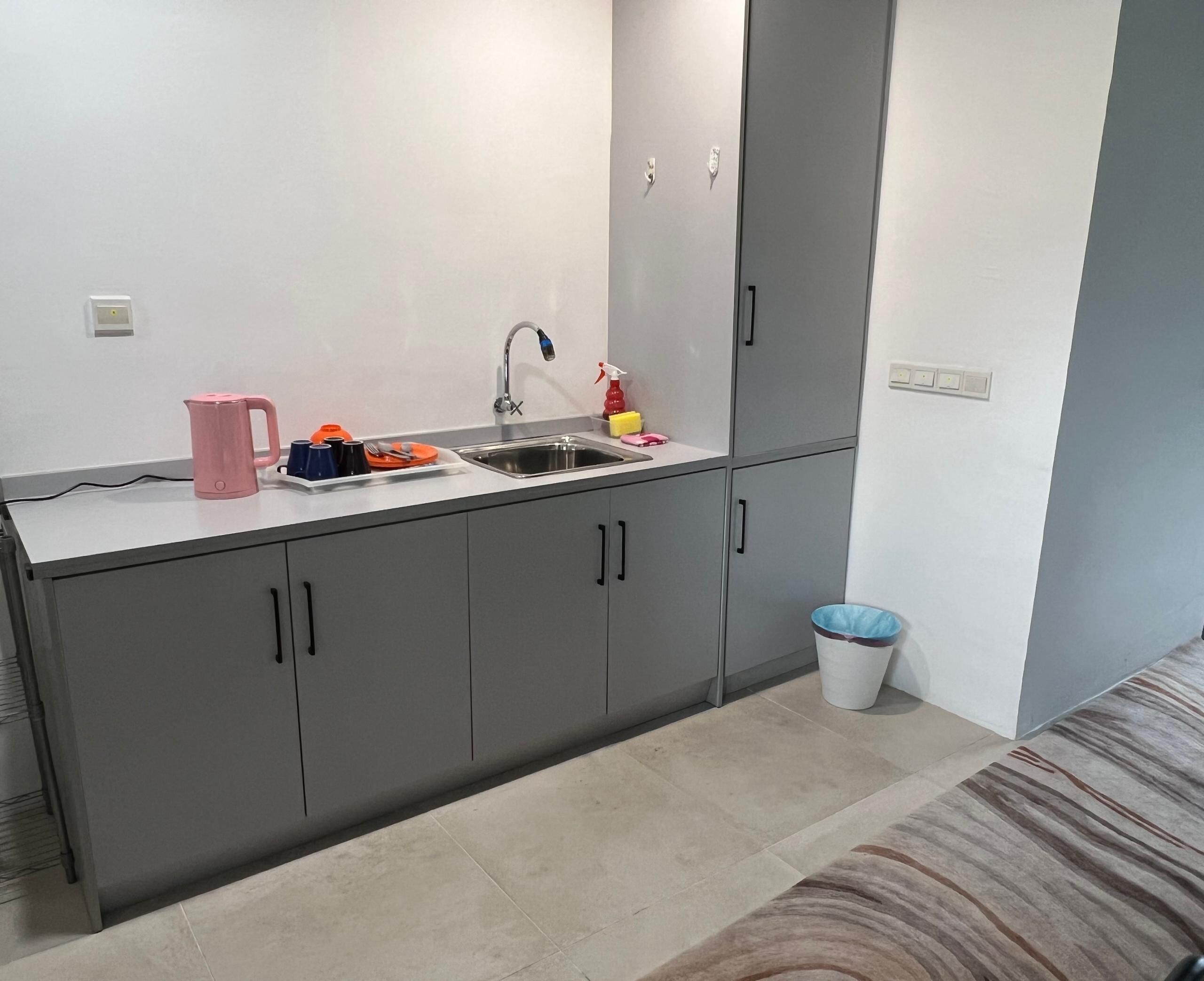 Studio Familial, coin cuisine, vue jardin | Cuisine privée