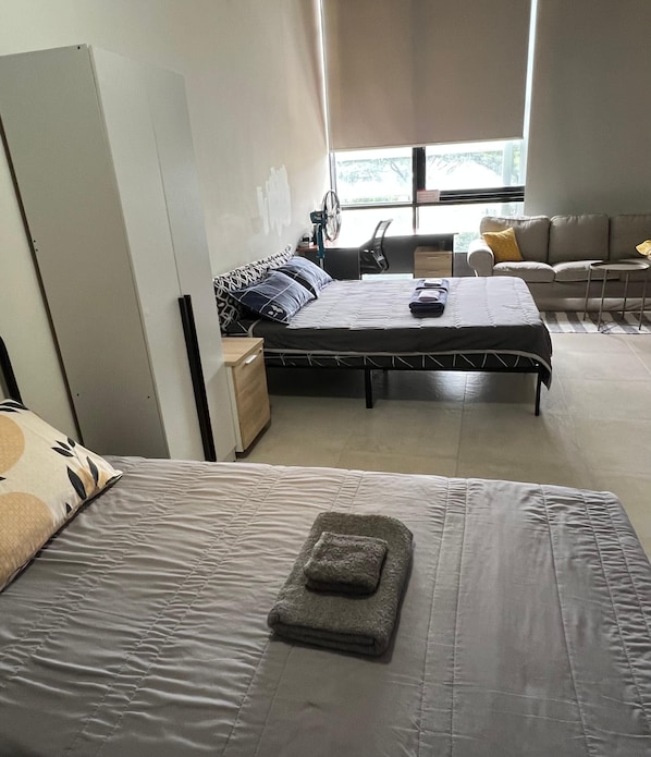 Family Studio, Kitchenette, Garden View | Minibar, individually decorated, individually furnished, desk - Lumi Tropicana - Unique Stays! (Petaling Jaya)