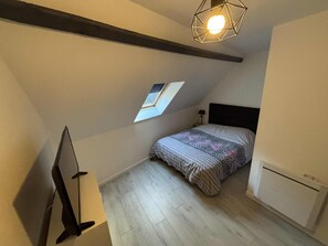 3 chambres, bureau, lit parapluie, Wi-Fi gratuit