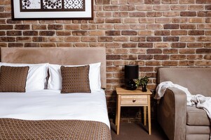 Comfort Double Room, Pool View | Blackout drapes, iron/ironing board, free WiFi