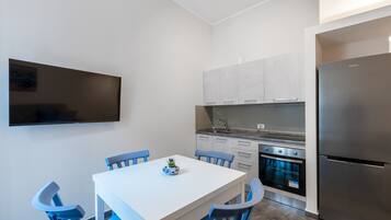 Microonde, forno, piano cottura