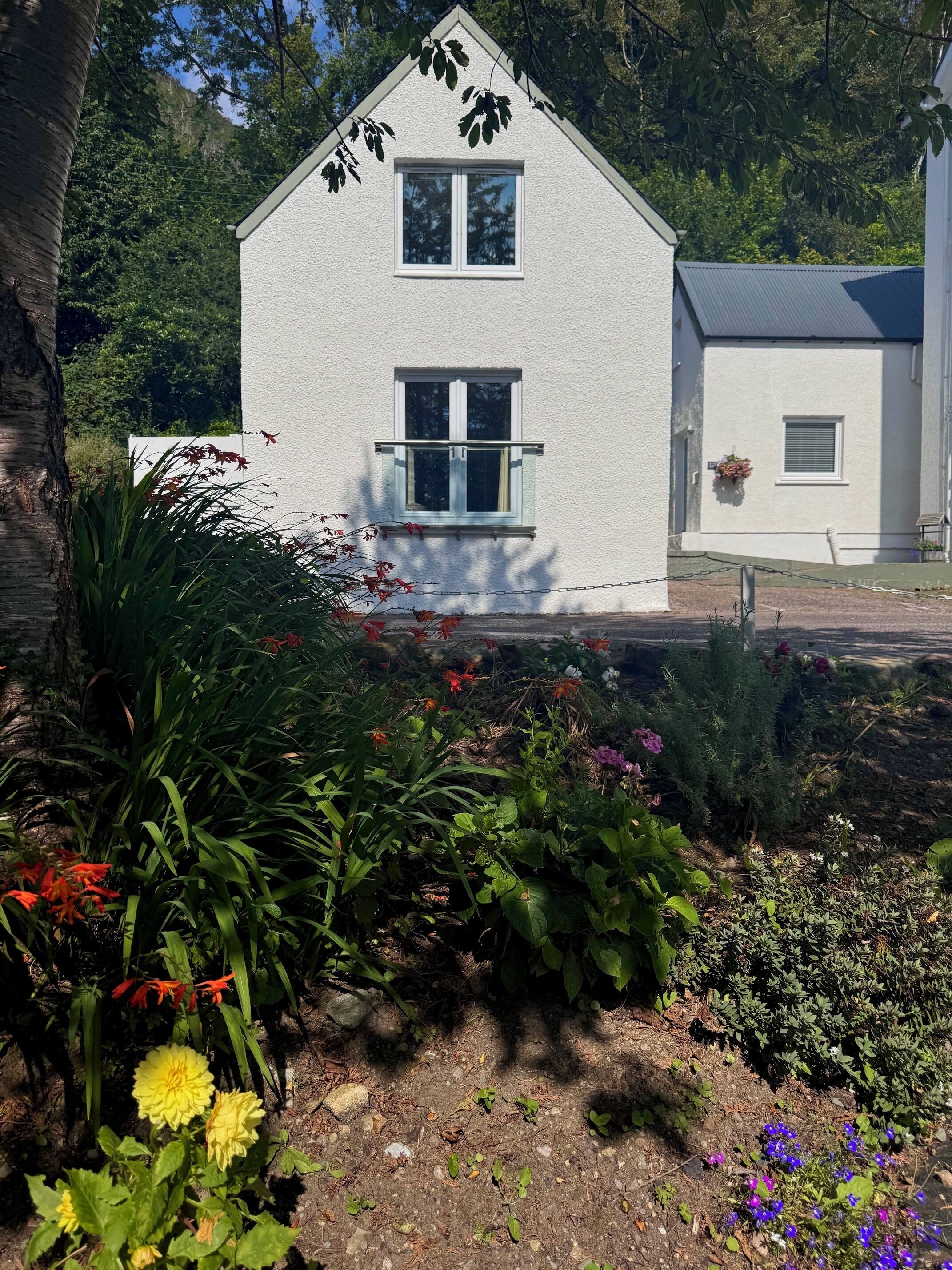 Deluxe Cottage, 1 Bedroom (Stables Cottage) | Premium bedding, individually decorated, individually furnished