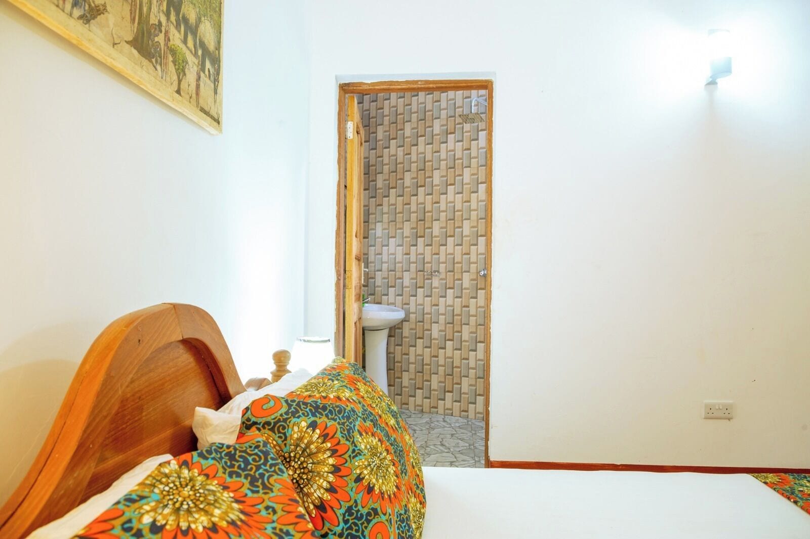 Bàn, khu vực làm việc phù hợp cho laptop 