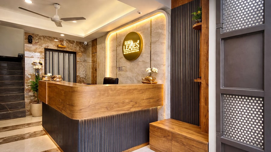 Hotel Raw Leaves Premium Family & Business Hotel Near Rajkot Railway Station