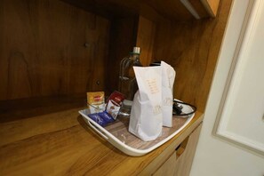 Desk, laptop workspace - Raw Leaves (Rajkot)