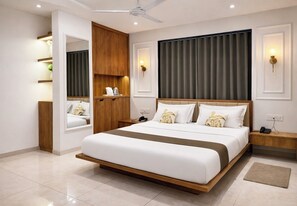 Desk, bed sheets - Raw Leaves (Rajkot)