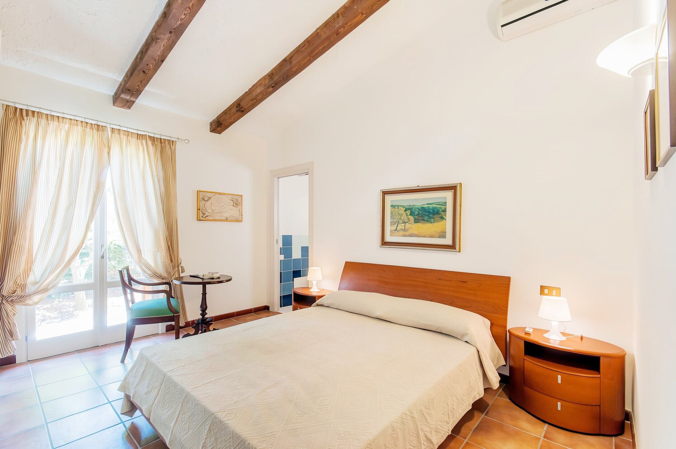 3 chambres, fer et planche à repasser, Wi-Fi gratuit