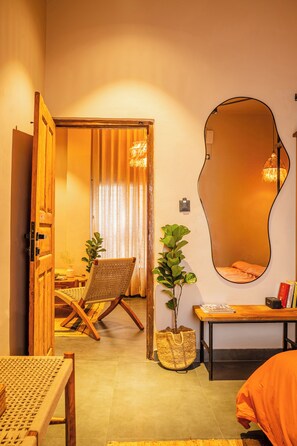 奢華公寓, 花園景觀 | 高級寢具、記憶床墊、書桌、筆電工作空間