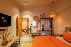 Luxury Apartment, Garden View | Premium bedding, memory foam beds, desk, laptop workspace - ONEOFF X ASSI A BOUTIQUE HOMEOTEL (Varanasi)