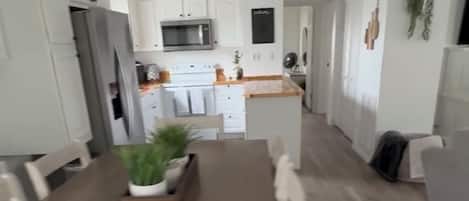 Ruokailu