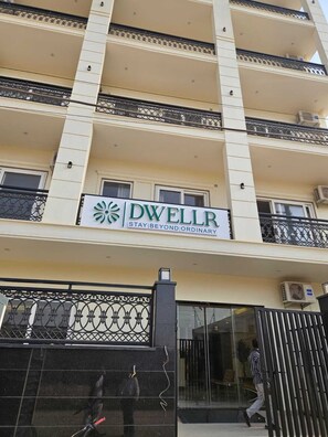 Front of property - Hotel Dwellr (Gurugram)
