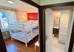 Unclassified image, 3 of 30, button - Les Soldanelles, Le Mont Dore (sleeps 10) (Mont-Dore)