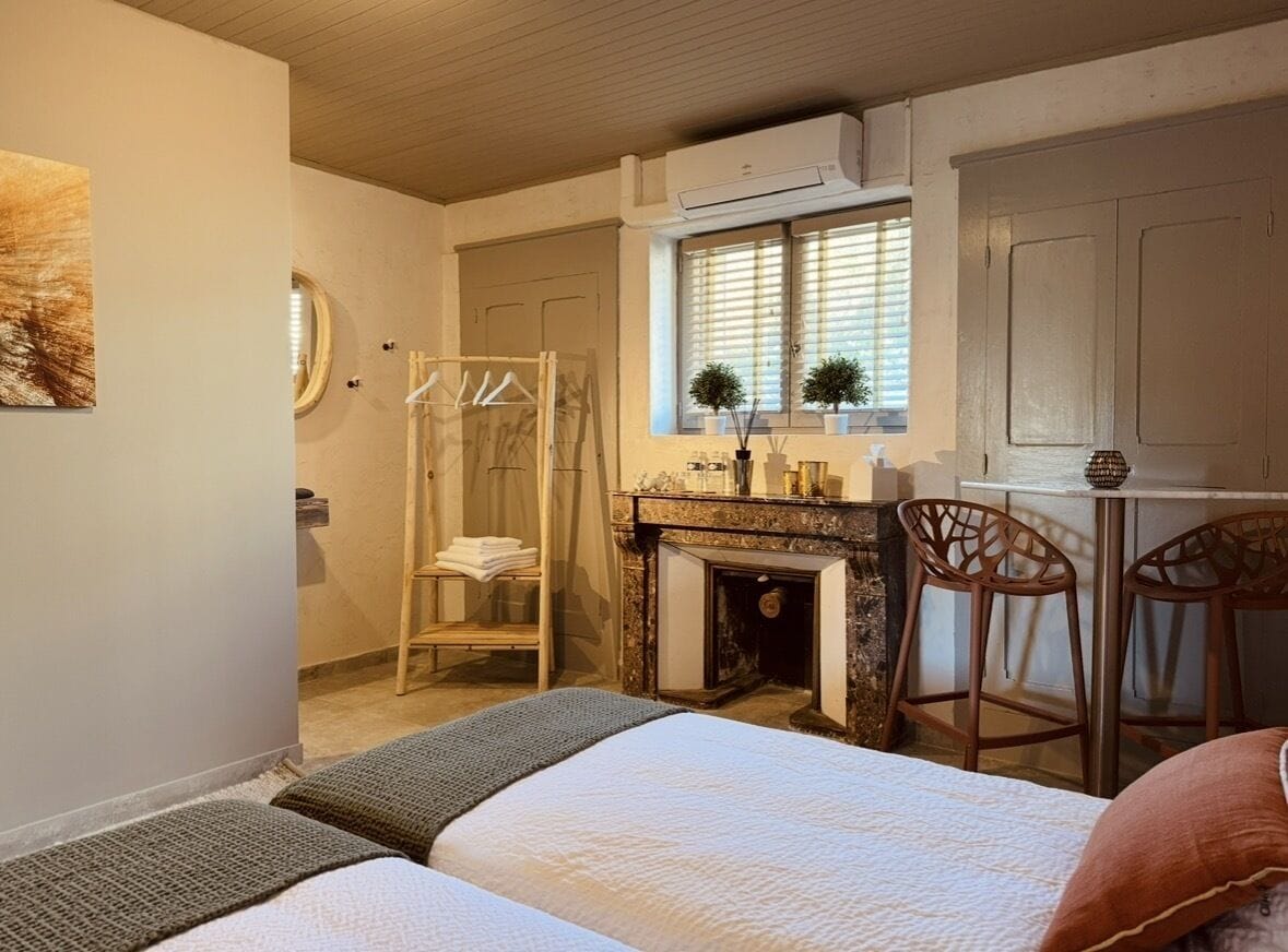 Standard Double Room (Chambre Standard) | Free WiFi