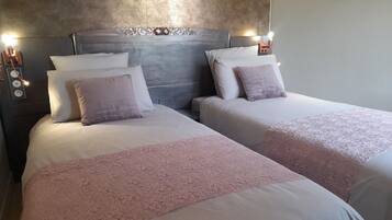 Deluxe Double or Twin Room, Balcony, Pool View | In-room safe, blackout drapes, soundproofing, free WiFi