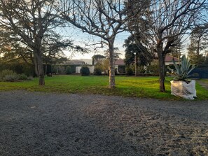 Romantic Double Room, Balcony | Terrace/patio - La maison du Bonheur (Saint-Bernard)