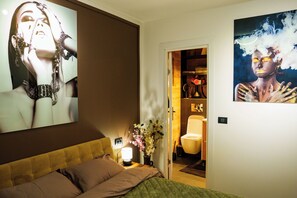 Room - City Break Aparment Craiova
Spacious 3-bedroom apartment in  Craiova (Craiova)